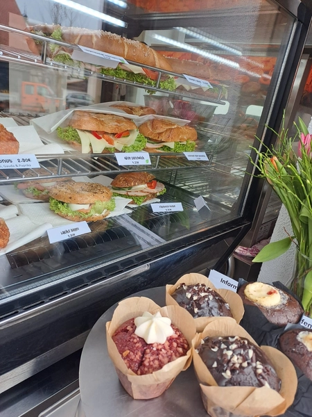 Vital Scheunep - Catering Grillwagen Geschirrverleih - Imbissfenster